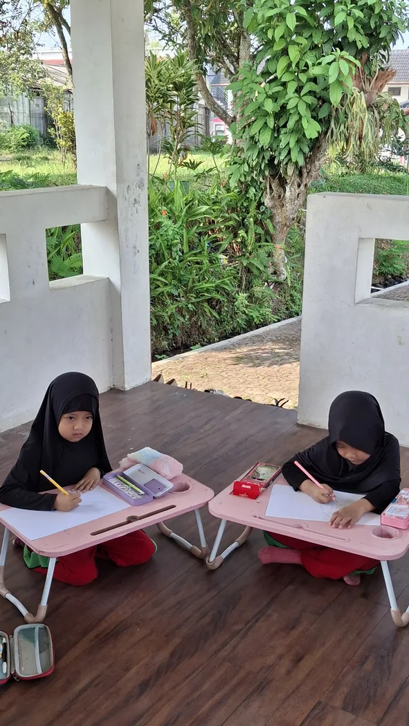 MPLS Hari ke-2 SDIT Ruby Cendekia Madani: Membangun Karakter Mulia & Mengenal Adab Penuntut Ilmu - Dokumentasi 5
